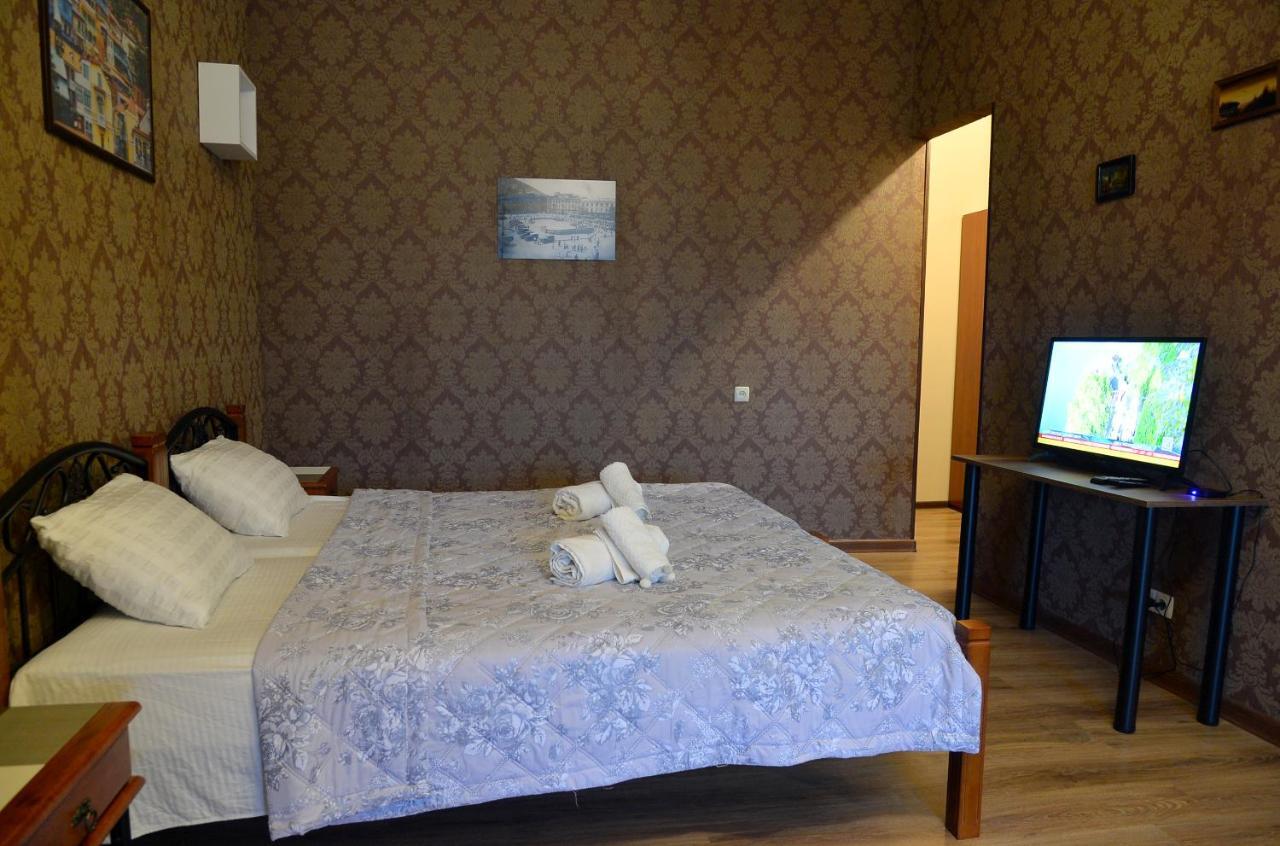 Natia'S Apartment On Dadiani St. Tbiliszi Kültér fotó